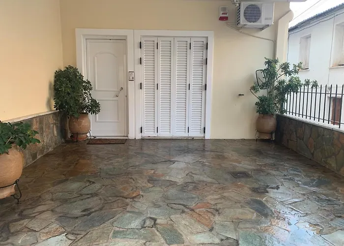 σελιανίτικα, με θέα -50μ από τη θάλασσα